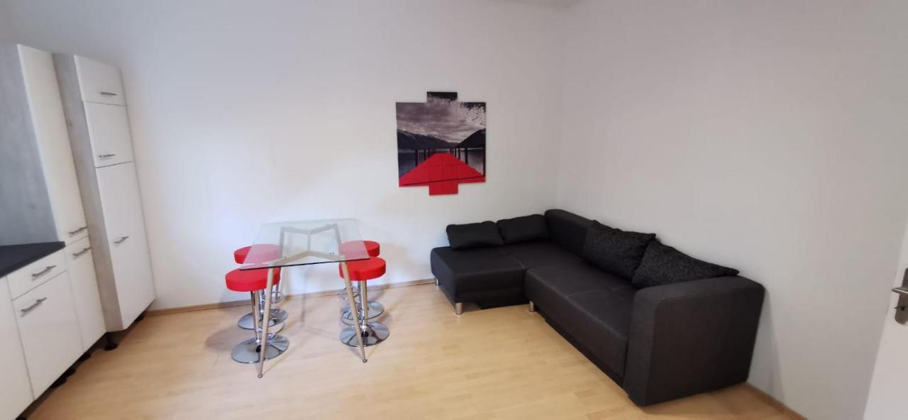 Modern Living In A Perfect Location Apartment Essen